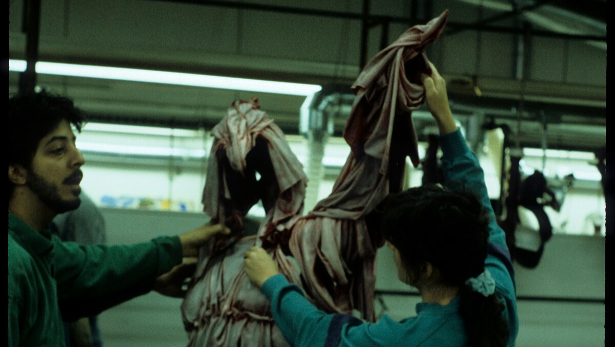 <h3>1991, Fabrication of Muriel Castanis’ sculpture Ideals for Portland State Office Building</h3>