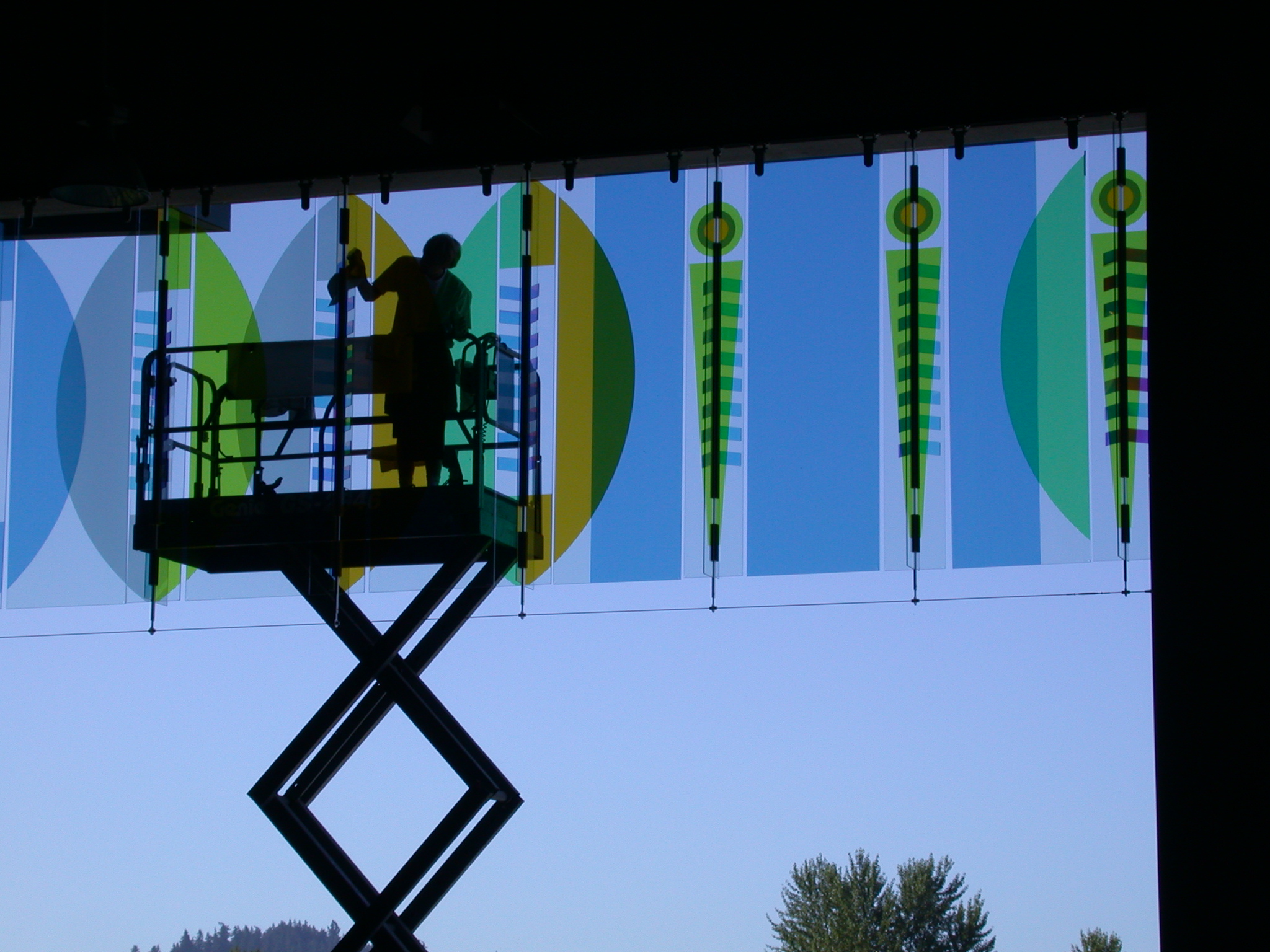 <h3>2004, John Rogers installing his work Glass Screen Project at University of Oregon Autzen Stadium</h3>