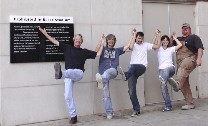 <h3>2009, Installation crew under Tom Morandi’s sculpture Beaver Fans II</h3>